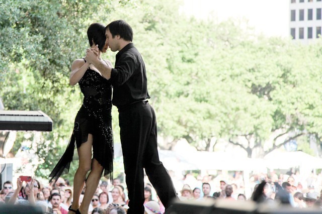 2012 04 International Festival Tango Dancers