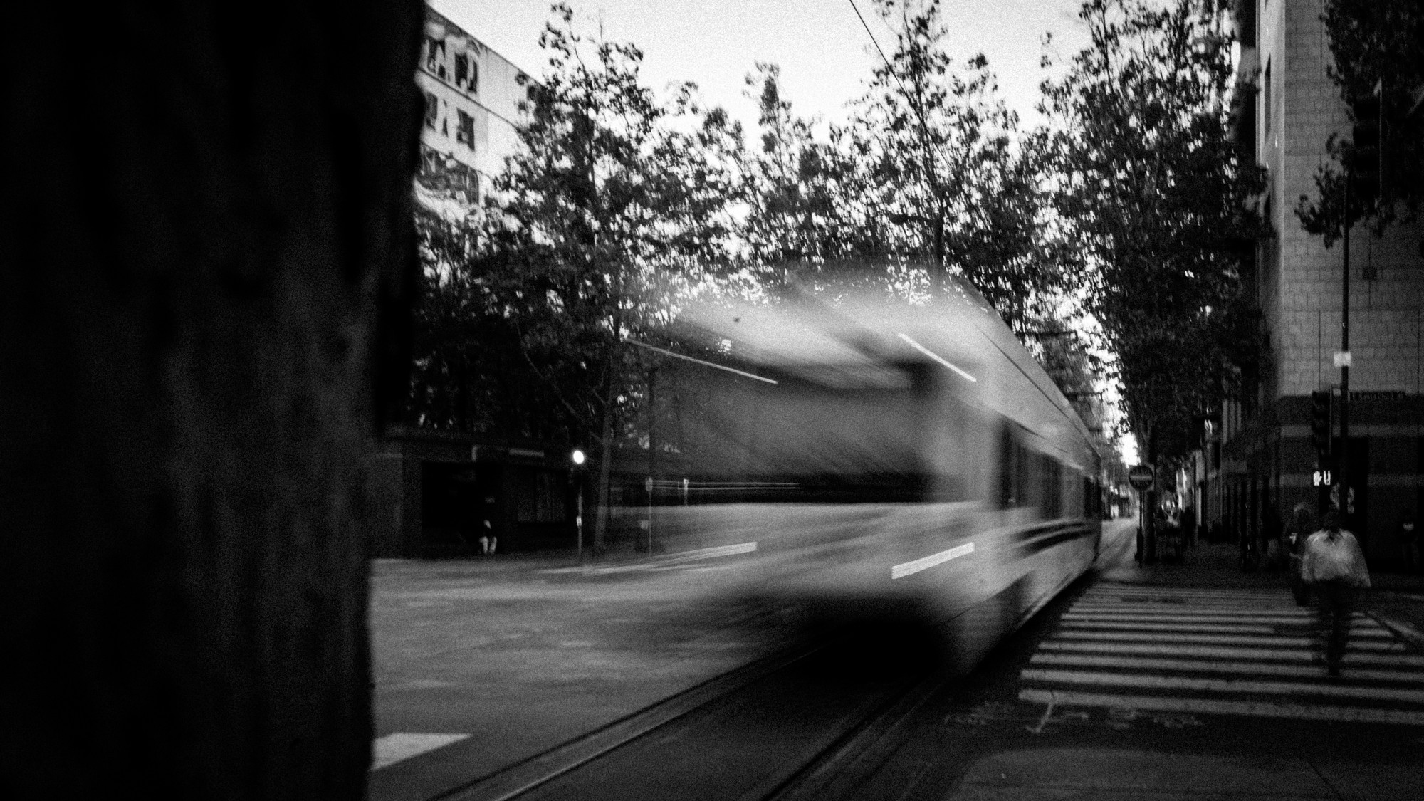 public-transit-blur1-eschipul