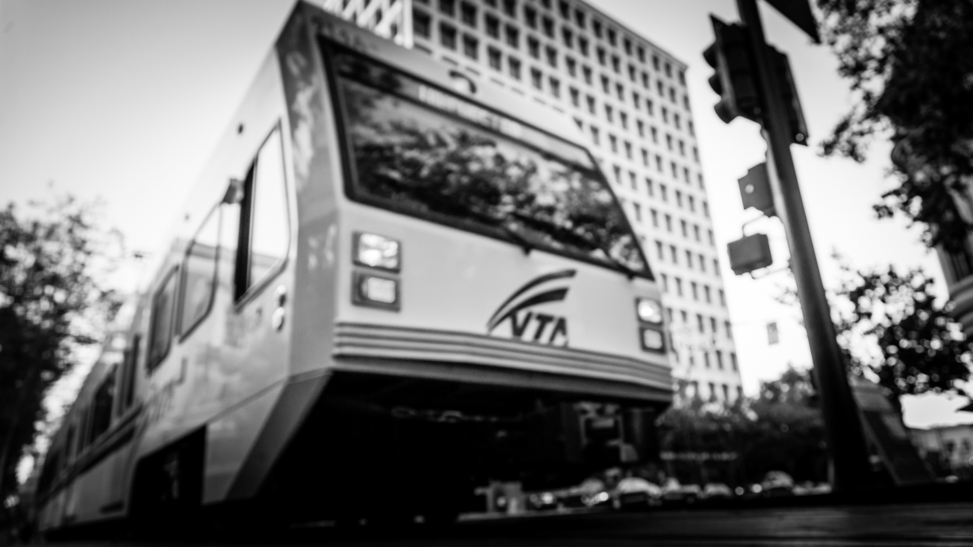 public-transit-blur2-eschipul